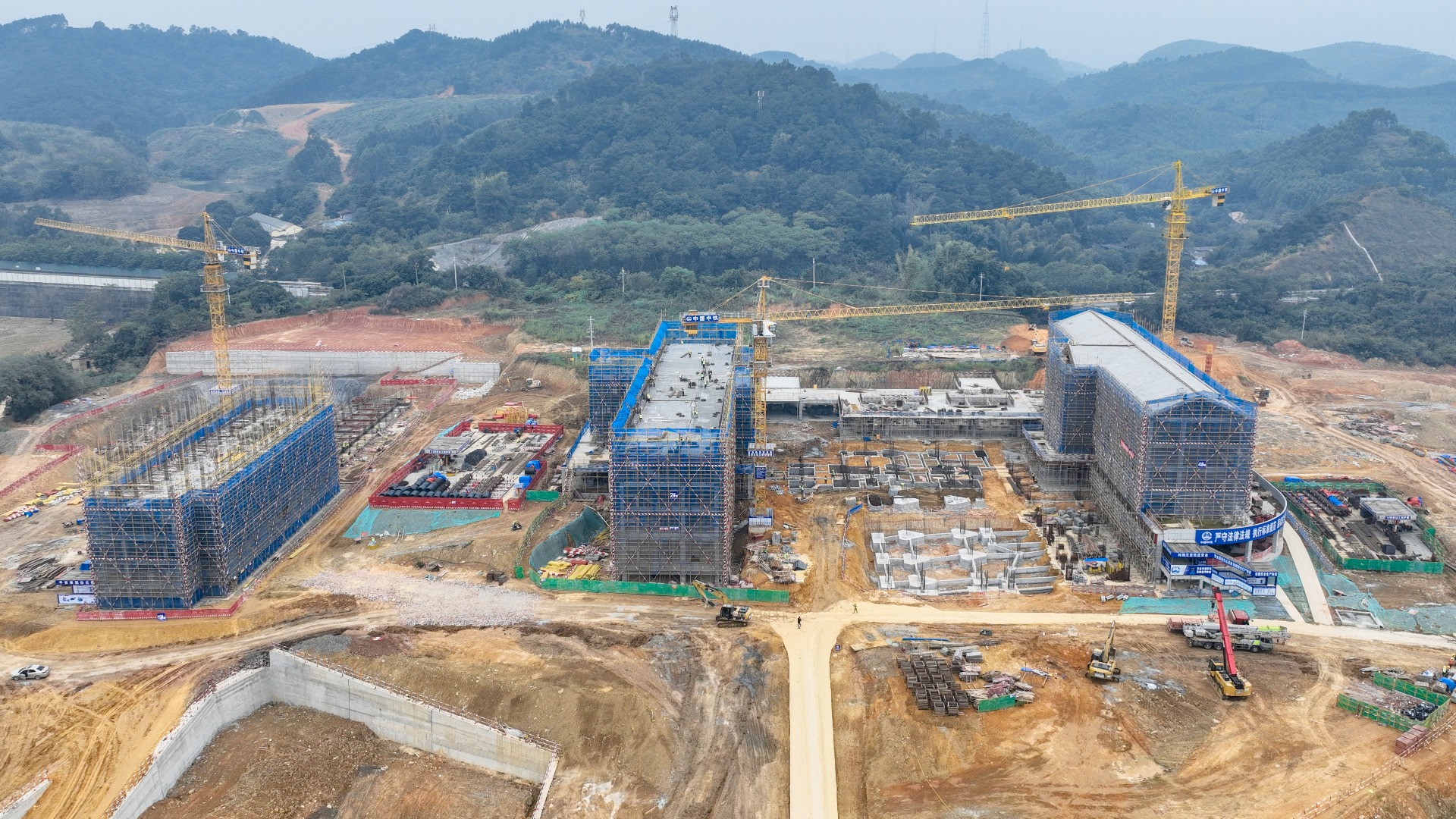 龍景六小、十二中_副本